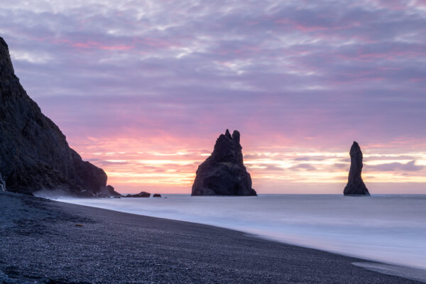 Zonsopkomst Black Beach Vik IJsland